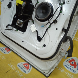 Дверь боковая Land Rover Freelander LR2/L359 '2007 В сборе перед, лев LR005657