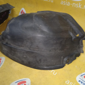 Подкрылок Land Rover Freelander LR2/L359 '2007 перед, лев LR001557