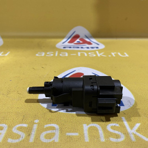 Концевик под педаль тормоза Ford 3M5T13480AC Kuga CBV '2012