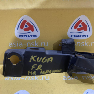 Накладка на крыло Ford Kuga CBV '2012 перед, прав (трещина) 8V41S02476AF