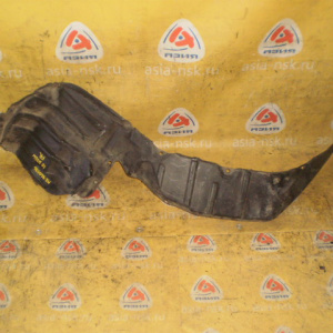 Подкрылок MITSUBISHI Pajero IO H76W перед, прав MR960586