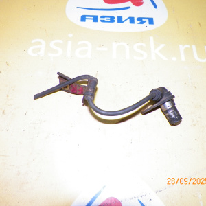 Датчик ABS Suzuki Escudo/Grand Escudo TD52W/TX92W перед, прав Резаный.