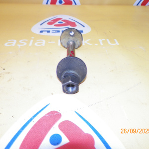 Болт регулировочный Mazda Bongo SE88/SE28/SE48/SE58/SS28/SS48/SS58/SS88/SSE8/SSF8 F н 2WD