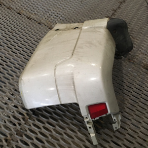 Клык бампера Mitsubishi Pajero V93W '2006-2010 зад, прав 6410A292