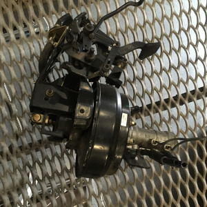 Главный тормозной цилиндр Isuzu 864-05200 Elf NKR71E 4HG1 с вакуумником и педалью тормоза