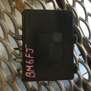 Блок ABS Mazda BM6FJ Axela B45B437A0