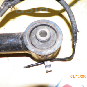 Тяга продольная Suzuki JB23W/JB33W/JB43W Jimny F Без креплением под трубки. Железная.