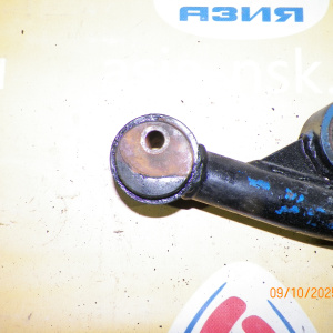 Тяга продольная Suzuki JB23W/JB33W/JB43W Jimny F Без креплением под трубки. Железная.