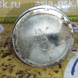 Поршень с шатуном Mitsubishi 4G15 Libero CD2V КАРБ. 12 VALVE ДЕФЕКТ палец не шеыелится жравчина  даметр 18/45 мм длина 100 мм. MD117080 / MD312667