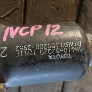 Моторчик привода дворниками Toyota Platz/Vitz NCP1# F 85110-52020