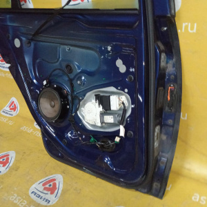 Дверь боковая Volkswagen Jetta 1K2 '2006 зад, лев В сборе 1K5833301P, 1K5833105E