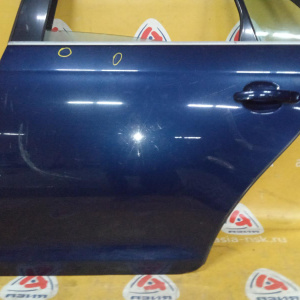 Дверь боковая Volkswagen Jetta 1K2 '2006 зад, лев В сборе 1K5833301P, 1K5833105E