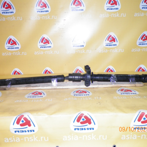 Кардан SUBARU SG5 Forester EJ205 R a/t На гранате. Длина передней части от середины крестовины до подвесного-47 см.