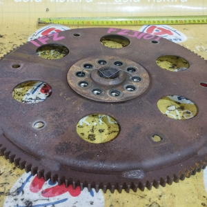 Маховик Toyota 1FZ-FE Land Cruiser FZJ80/FZJ100/FZJ105 a/t диаметр по центрам болтов 273/82 мм. диаметр по зубьям 365 мм. 32101-60050