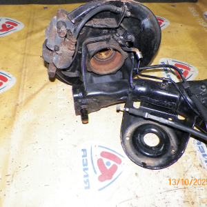 Балка Toyota ACM26 Ipsum ABS DISK  в сборе + Троса ручника, R