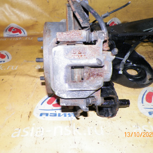 Балка Toyota ACM26 Ipsum ABS DISK  в сборе + Троса ручника, R