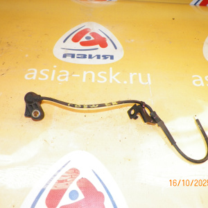 Датчик ABS Mazda Premacy CP8W перед, прав Обрезан.