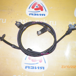 Тросик Ручника Nissan TNJ32 Teana зад, прав 4WD