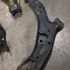 Рычаг Nissan Y11/B15/QG10 AD/Wingroad/Sunny/Bluebird Sylphy перед, лев 2WD дефект сайлентблока