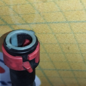 Шланг топливный Mazda ZL2913495D Familia BJ5W ZL-DE '06.2002- 4WD ПОДАЧА НА БЫСТРОСЪЁМЕ соединение топливопровода между двс и кузовом