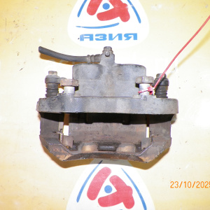 Суппорт Nissan GF50 Cima перед, лев