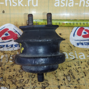 Подушка двигателя Toyota 1G Altezza GXE10 2шп. L=R длина шпильки 24/24 мм. AV-72250