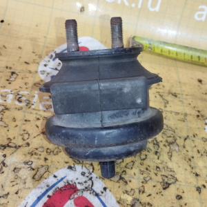 Подушка двигателя Toyota 1G Altezza GXE10 2шп. L=R длина шпильки 24/24 мм. AV-72250