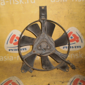 Диффузор радиатора Isuzu Elf NHR69C 4JG2 (кондиционера) 12V