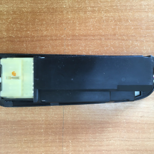 Пульт стеклоподъемника TOYOTA Carina/Corona #T190 '1993 дефект оснастки