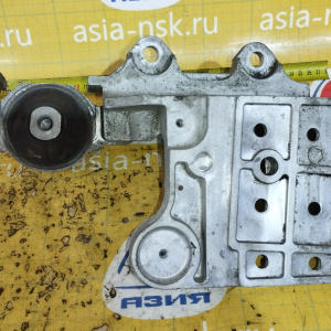 Подушка двигателя Nissan MR20-DE Dualis/Qashqai/X-Trail J10E/T31 2WD CVT ТРЕЩИНЫ без уха перед, лев 11220JD200 / 11220EN002 / 11221JD200