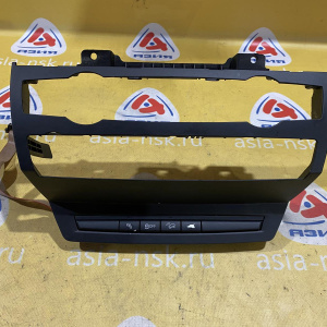 Блок кнопок BMW 61319208218 X5 E70 '2013 с консолью