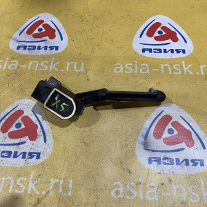 Датчик уровня кузова BMW X5 E70 перед, лев с тягой и креплением спереди слева 37146853754 '2013