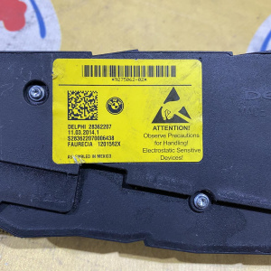 Кнопка регулировки сиденья BMW 61319275062 X5 E70 '2013 R F (дефект)