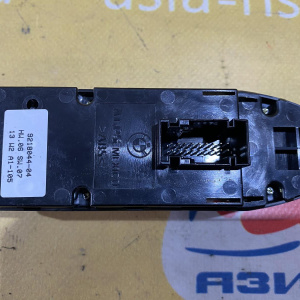 Пульт стеклоподъемника BMW X5 E70 '2013 F 61319218044