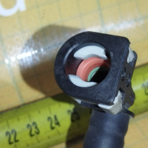 Шланг топливный Toyota C-HR NGX50 8NR-FTS шланг подачи с кузова на тнвд