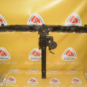 Рамка радиатора Toyota Aqua NHP10 (Верхняя часть)