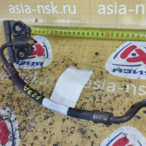 Шланг топливный Honda 16720-PFV-003 Avancier TA1/TA2 F23A 2WD/4WD соединение топливопровода между двс и кузовом