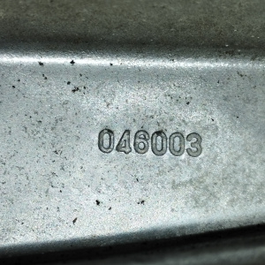 Крепление подушки ДВС Nissan HR15/HR16 Tiida C11 2WD m/t перед, лев 046003 ( I M ) 11253EL20A