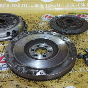 Маховик Nissan HR16 Tiida C11 m/t + корзина ( диск 200 мм. ) ( EE01H / ND1223 )