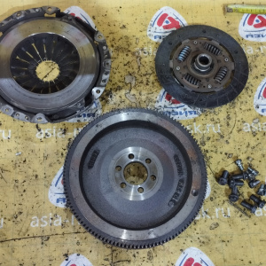 Маховик Nissan HR16 Tiida C11 m/t + корзина ( диск 200 мм. ) ( EE01H / ND1223 )