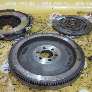 Маховик Nissan HR16 Tiida C11 m/t + корзина ( диск 200 мм. ) ( EE01H / ND1223 )