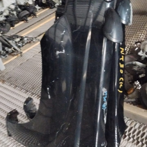 Крыло NISSAN X-Trail NT30 перед, лев с зеркалом