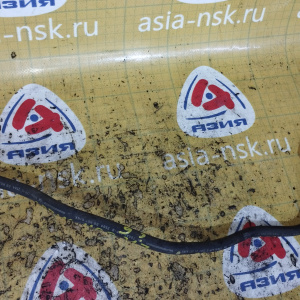 Шланг топливный Mazda FPG31349YA Premacy CP8W FP '06.2002- R F 2WD ОБРАТКА НА БЫСТРОСЪЁМЕ КВАДРАТНЫХ на клапан обратки соединение топливопровода между