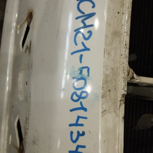 Ноускат Toyota Ipsum ACM21 '2003-2009 дефект крепления R фары ф.44-55 xenon т.28-168