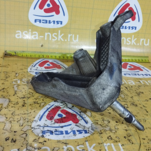 Крепление подушки ДВС Nissan/Renault/LADA HR15/HR16/K4M/K7M Tiida#Duster/Logan/Megane/Kangoo#Largus C11 2WD m/t перед, лев 8200043084-1 ( BN7-1 ) 8200457080-