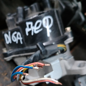 Трамблер Honda D15B/D16A Partner EY7 8 конт. ДЕФЕКТ КРЫШКИ  ОБРЕЗАН  ШТЕКЕР TD-73U / 30100-P2E-A12