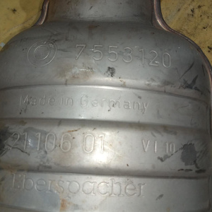 Катализатор BMW 18307571165, 18307600989 3-Series E90/E92 N53 '2010 катализаторы со средним глушителем