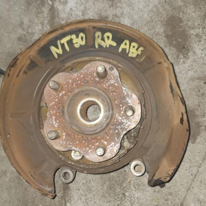 Ступица NISSAN T30 X-Trail зад, прав 4WD ABS.Без диска и суппорта. 43018-8H300