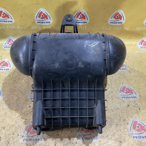 Корпус воздушного фильтра Maserati M139/MQP '2004 Quattroporte 194852