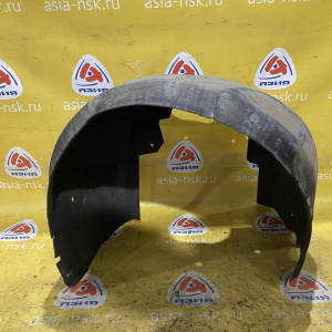 Подкрылок Maserati Quattroporte M139/MQP '2004 перед, прав Войлок